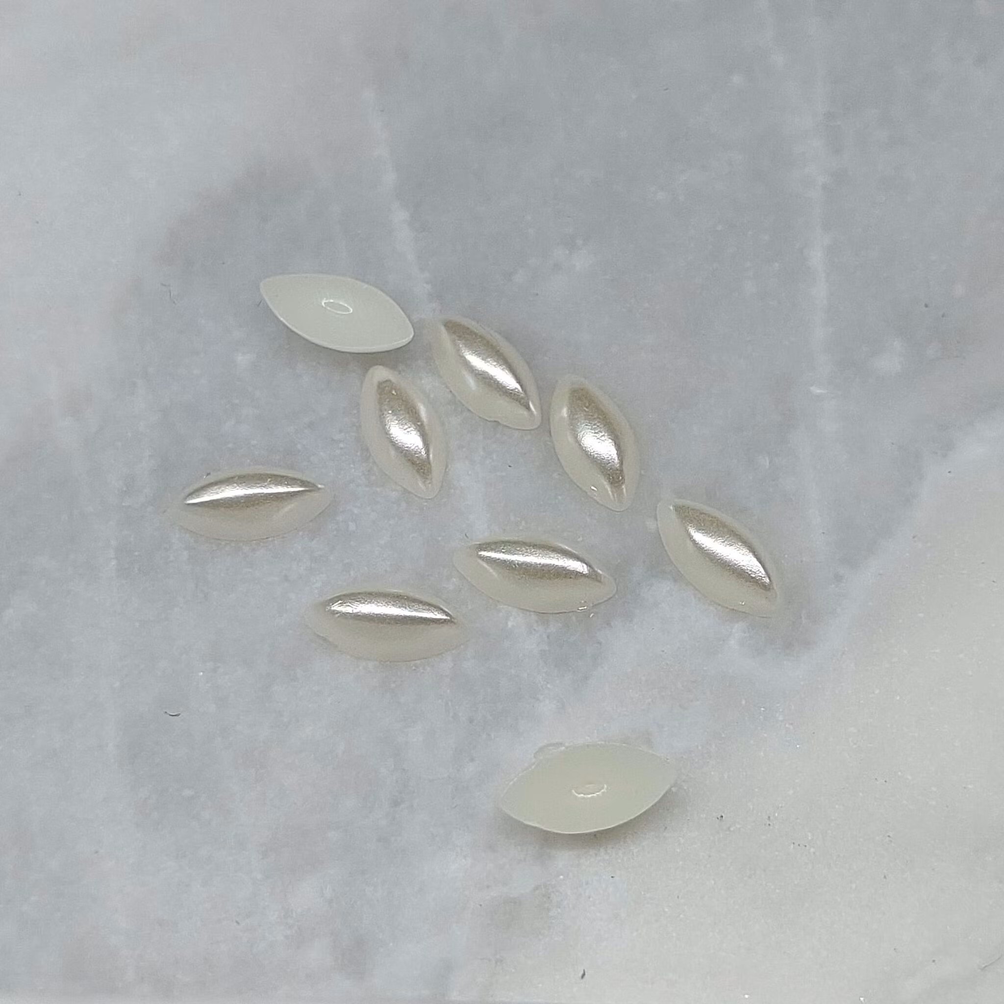 Akryl Pärlor Horse Eye