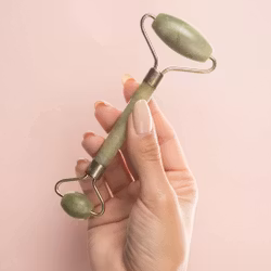 Jade-roller ansiktsmassasje