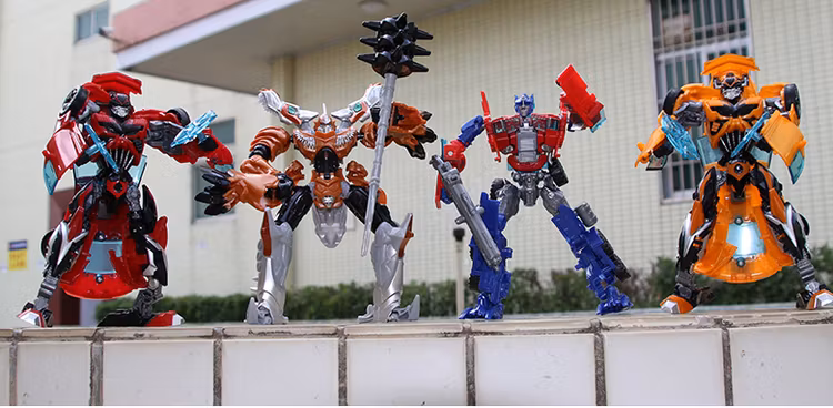 Transformers Figurer Optimus Prime Bubble Tank Police Robot