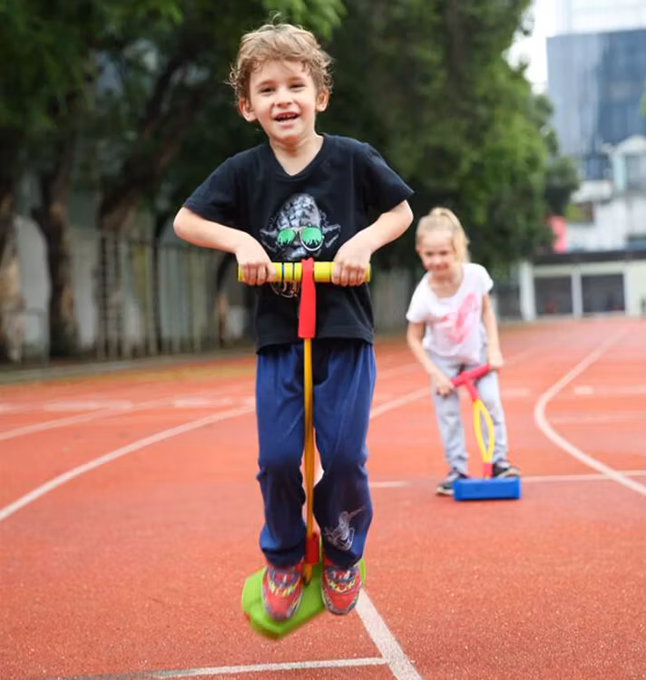 Skum Pogo Studsare Hopande Leksak För Barn Utomhus Fun Sport Fitness Småbarn Pojkar Flickor Barn Spel Sensoriska leksaker Giochi Bambini