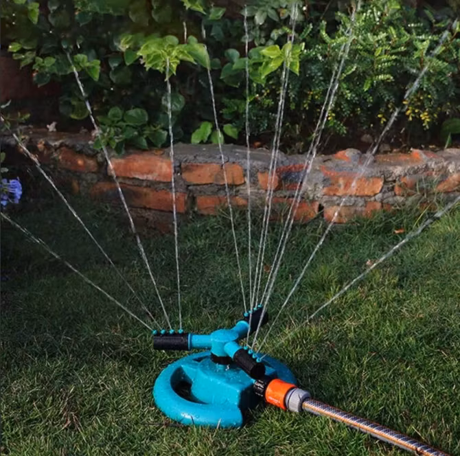 Högkvalitativ 360 graders cirkel roterande trädgårdssprinkler trädgårdsbevattning automatisk vattning gräs gräsmatta vattenspridare munstycken trädgårdssprinkler