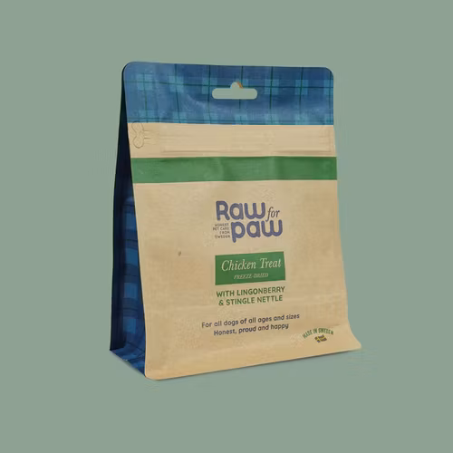 Raw for Paw- Chicken Treat- frystorkat kycklinggkött med lingon och nässla 50 gram