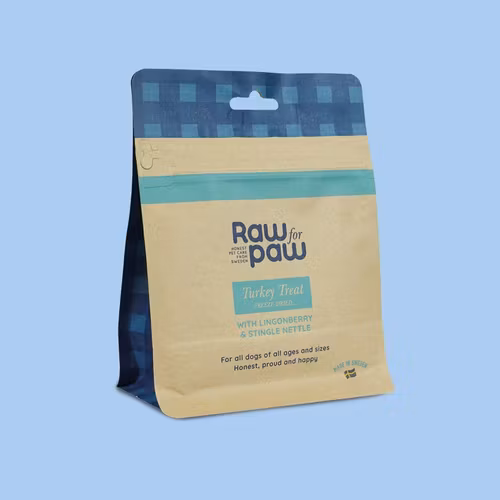 Raw for Paw- Turkey Treat- frystorkat kalkonkött med lingon och nässla 50 gram