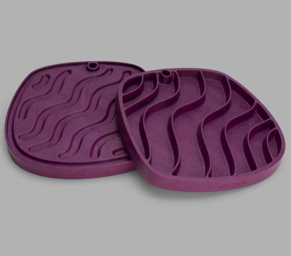 West Paw Feast Mat Waves ca 25.5cm Blandade färger