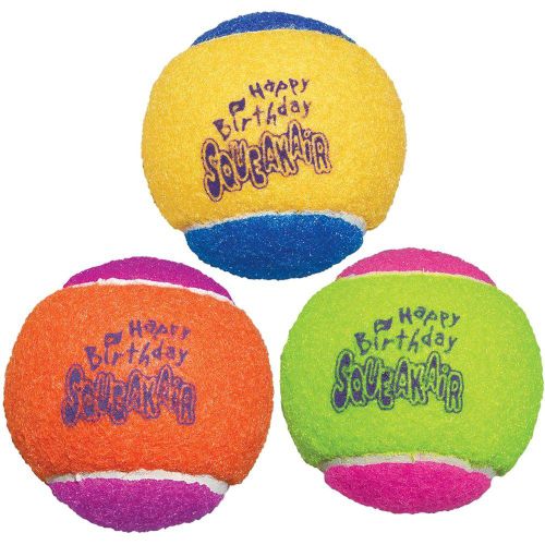 KONG Squeaker Birthday Ball M Ø6cm