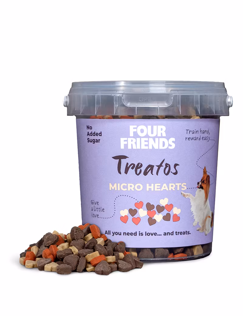 Four Friends Dog Treatos Micro Hearts 500 g