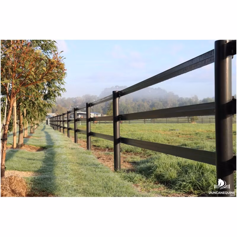 Plaststolpe med hatt