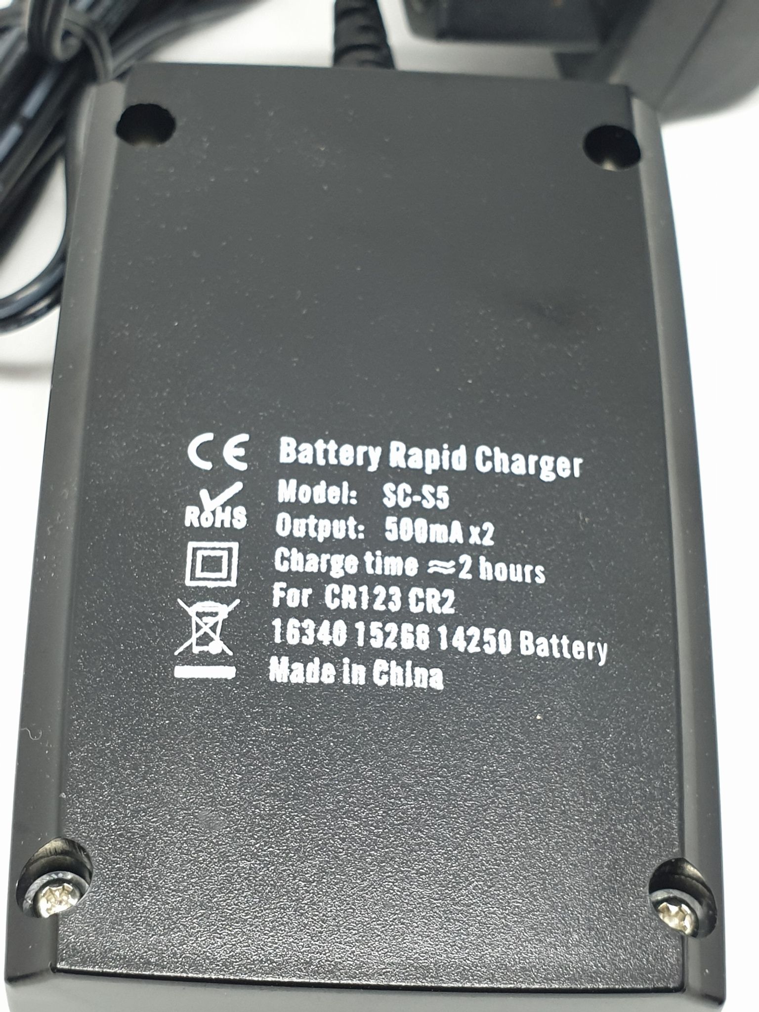 Batteriladdare till  CR123 mm