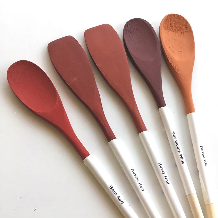 Dixie Belle CHALK Mineral Paint - Rustic Red