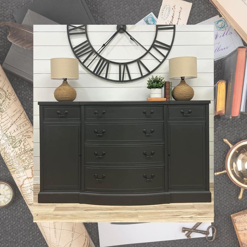 FUSION™ Mineral Paint - Cast Iron - Photo Credit: @jenniferedwardson.diy