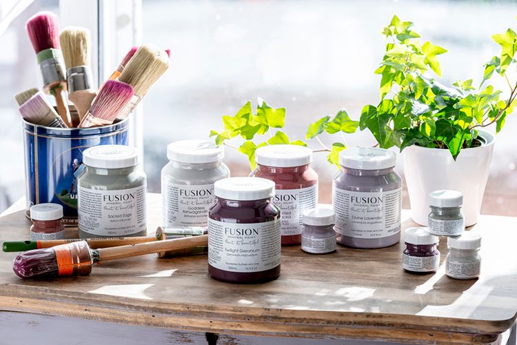 FUSION™ Mineral Paint - Twilight Geranium