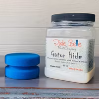 Dixie Belle Gator Hide - Starkt Topplack (matt-satin)