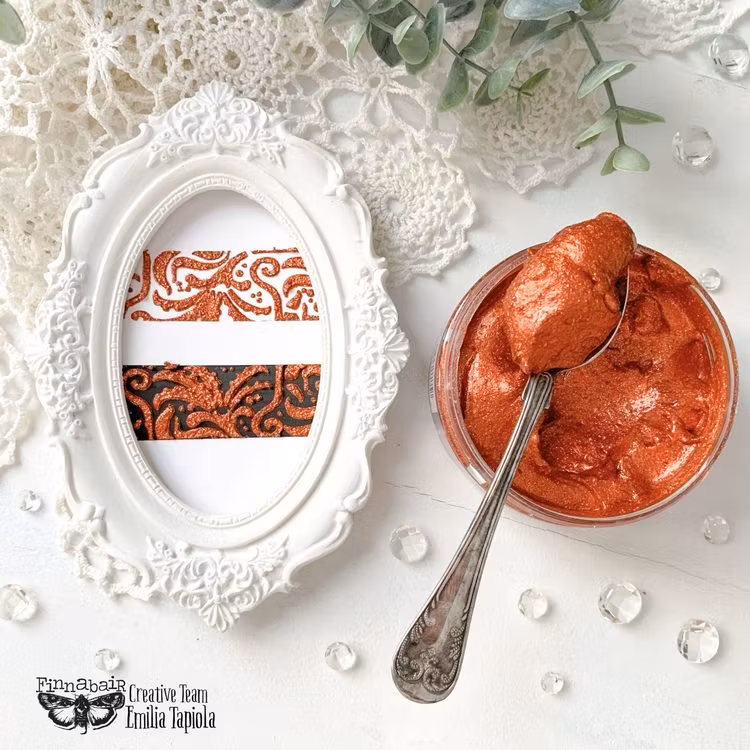 Finnabair - Art Extravagance Jewel Texture Embossing Paste - CRUSHED AMBER