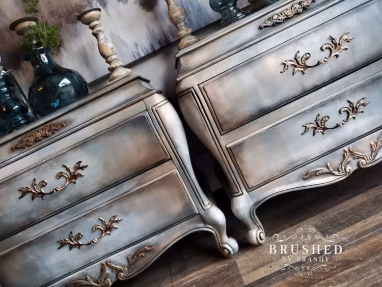 ReDesign Dekorform - Fleur de Lis - @Brushedbybrandy