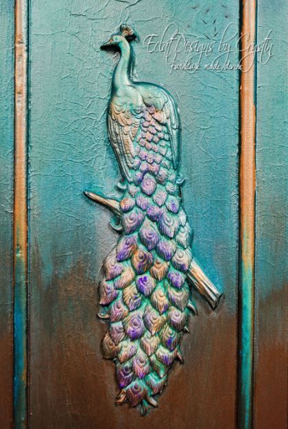 ReDesign Dekorform - Regal Peacock - @renovelleCA