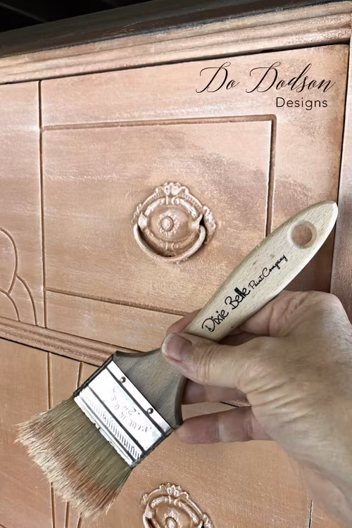 Dixie Belle Chip Brush - Pensel med naturborst
