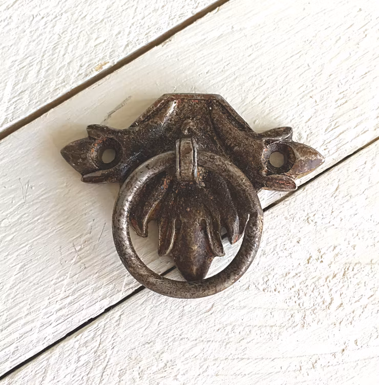 Dropphandtag - Leaf Ring