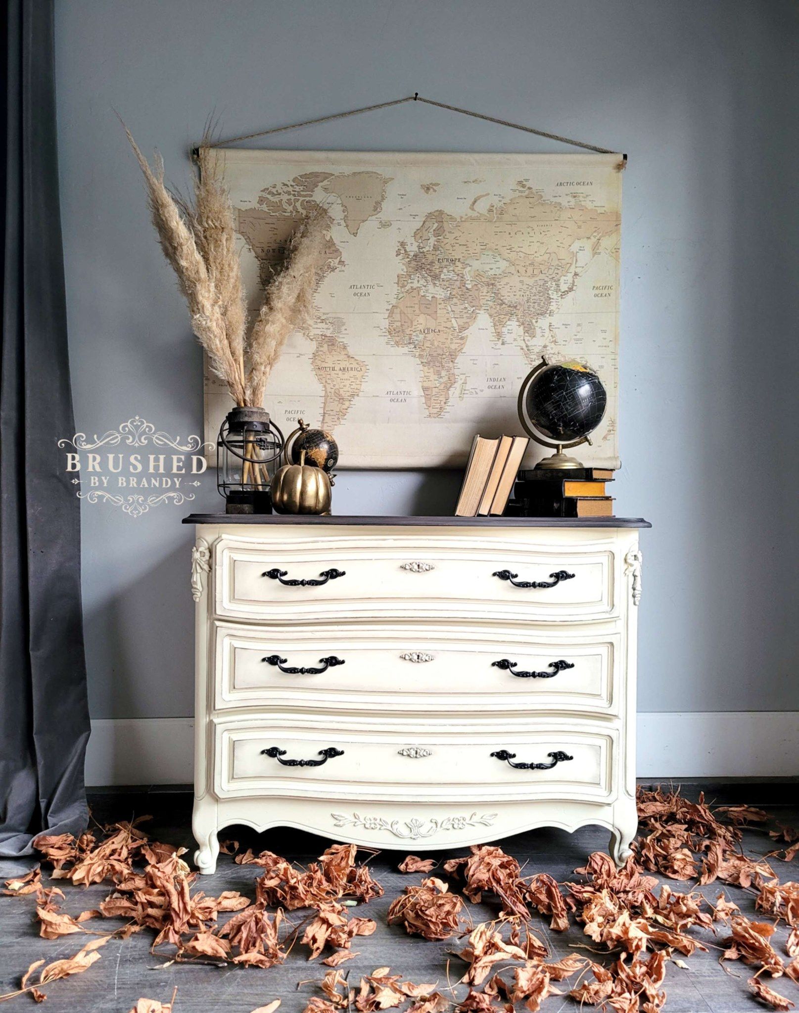 Dixie Belle CHALK Mineral Paint - Cashmere - Photo credit @brushedbybrandy