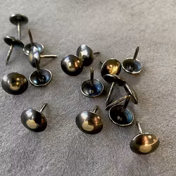 Dekorationsspik Ø11.3mm - Renässans (mässing / oxid) - Säljes per Hg