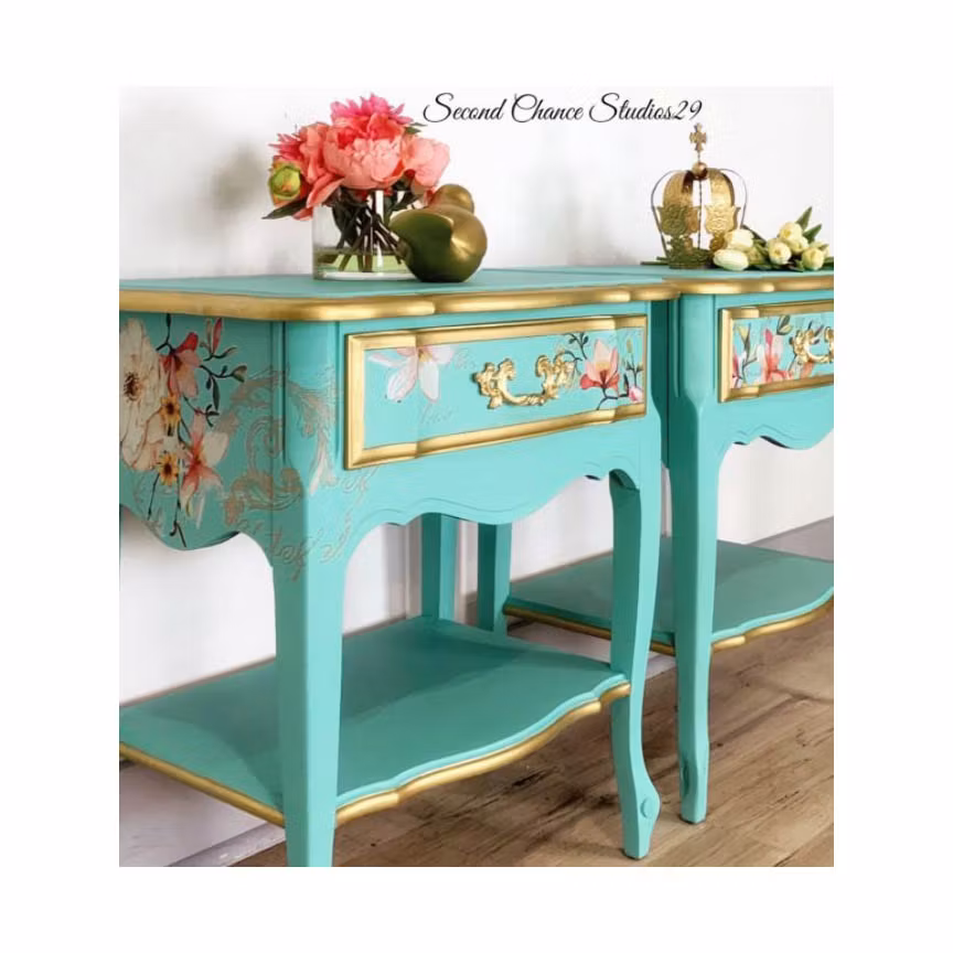 Re Design Decor Wax - Metallisk Vaxpasta Eternal (Guld) - Photo Credit: @secondchancestudios29