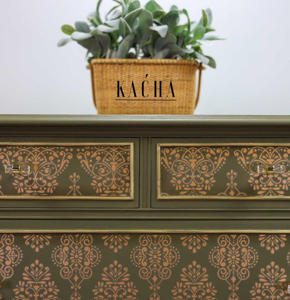 Transfermotiv - Re Design Décor Transfer - Golden Damask - Photo Credit: @Kaćha Furniture