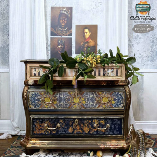 Transfermotiv - Re Design Décor Transfer - Stately & Stylish - Photo Credit: @CeCeReStyled