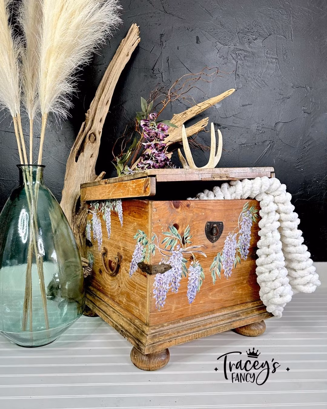 TRANSFERMOTIV - Belles and Whistles - Wisteria