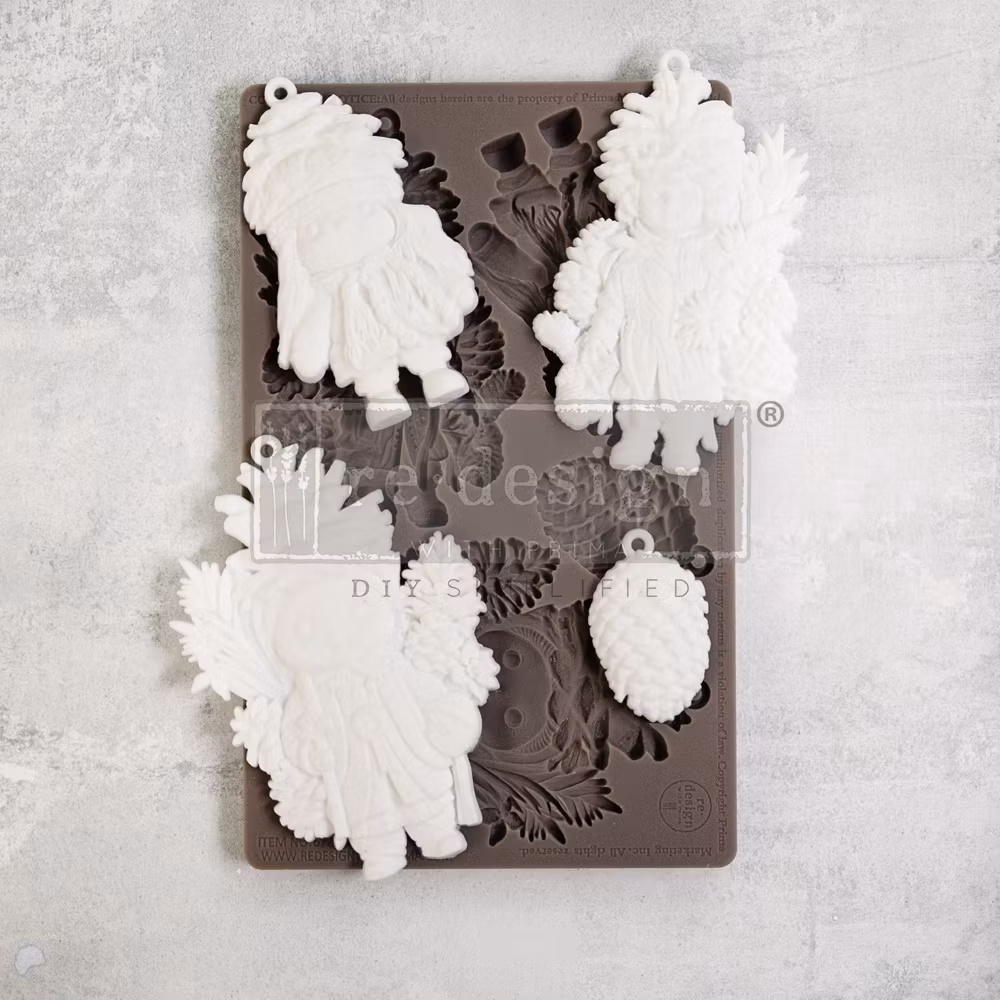 GJUTFORM - Re Design Décor Moulds - Silikonform - Pinecone Dolls