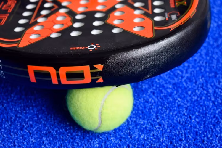 Ramskydd padelracket