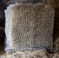 HÖNÄT FINMASKIGT STORBAL 220 X 170 CM VITT