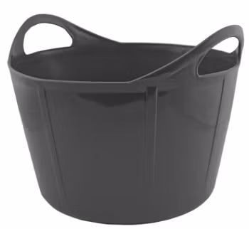 VATTENTRÅG FODERKRUBBA FLEXI SVART 28 L