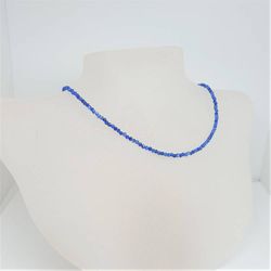 Halsband med fasettslipad 2 mm kyanit