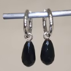 Svart onyx fasettslipad 8x13 mm på silverögla
