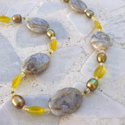 Halsband med Lemon kvarts, jaspis och pärlor