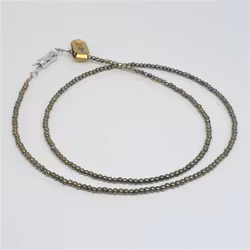 Halsband med 2-3 mm pyritsten