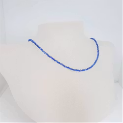 Halsband med fasettslipad 3 mm kyanit