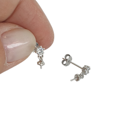 Örhänge silverstift med liten cubic zircon