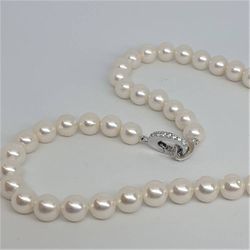 Vit pärlcollier 9,5-10,5 mm med nickelfritt silverlås