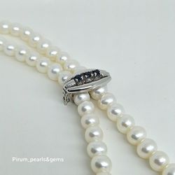 Pärlavkortare för pärlcollier med blå stenar