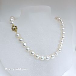 Pärlcollier med 8 mm vita japanska akoya pärlor