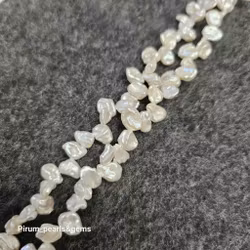 Vita ojämna små pärlor s.k keshi 6-8 mm
