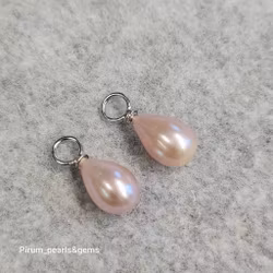 Vacker liten rosa droppformad pärla 7 mm på silverögla