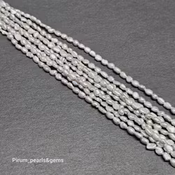 Silvergrå små risgryn pärlor 4x6 mm