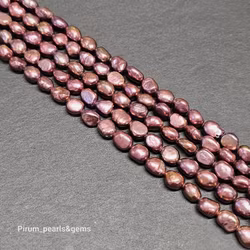 Röda ovala pärlor 6-7 mm