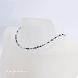 Halsband med fasettslipade 3 mm hackmanite stenar