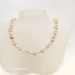 Pärlhalsband med naturfärgade pärlor 6-7 mm förgyllt lås