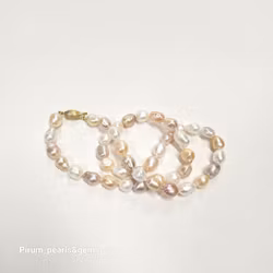 Pärlhalsband med naturfärgade pärlor 7-8 mm förgyllt lås