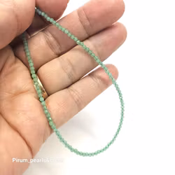 Halsband med 2 mm fasettslipad krysopras