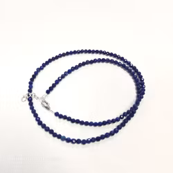 Halsband med 4 mm lapis lazuli