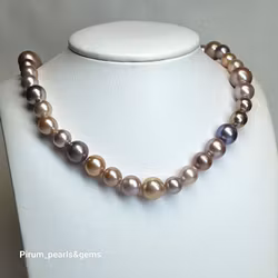 Pärlhalsband med stora magnifika pärlor 9-13 mm förgyllt lås